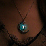 Glowing Moon Stone Silver Necklace