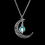Glowing Moon Stone Silver Necklace