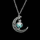 Glowing Moon Stone Silver Necklace
