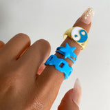 Vintage 6Pcs Green Embrace Hands Rings Set